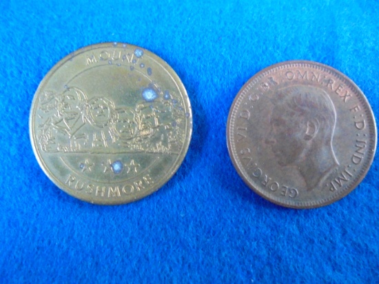 GREAT DARK TONED AUSTRALIAN 1/2 PENNY WITH GEORGE VI-QUITE NICE PLUS A TOKEN FROM BLACK HILLS