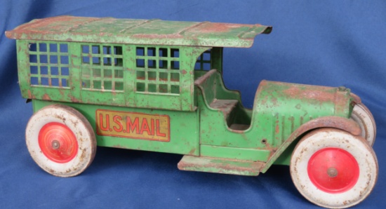 EARLY VINTAGE "STRUCTO -U.S. MAIL" TRUCK