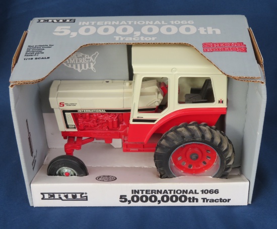 INTERNATIONAL - "1066" 5 MILLIONTH TRACTOR