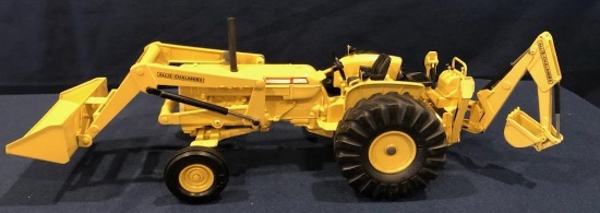 ALLIS-CHALMERS D-19 TRACTOR WITH BACKHOE AND LOADER - 1/16 SCALE