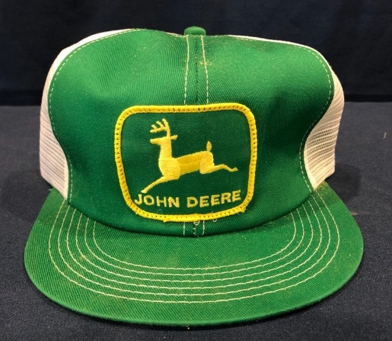 JOHN DEERE TRUCKER HAT - NEW OLD STOCK