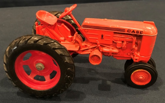 CASE NARROW FRONT TOY TRACTOR