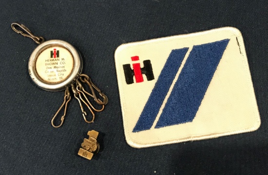 LOT OF (3) IH ADVERTISING PIECES