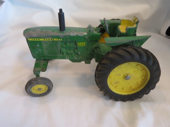 JOHN DEERE 4020 TRACTOR