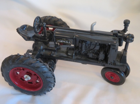 FARMALL F-20 TRACTOR