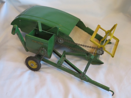 JOHN DEERE 12 A COMBINE -