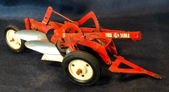 VINTAGE TRU-SCALE TWO BOTTOM PLOW