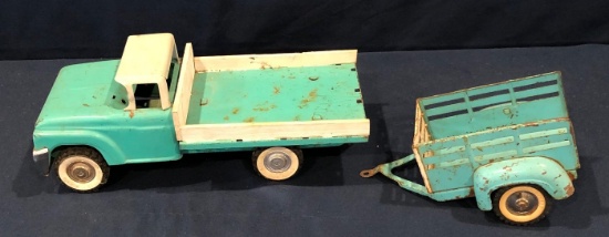STRUCTO TRUCK AND TONKA TRAILER