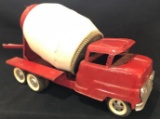 RED & WHITE METAL CEMENT MIXER