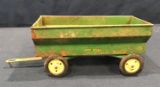 JOHN DEERE FLARE BOX WAGON