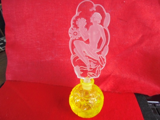GREAT YELLOW GLASS & CLEAR GLASS TOPPER PERFUME---VERY DECO DESIGN