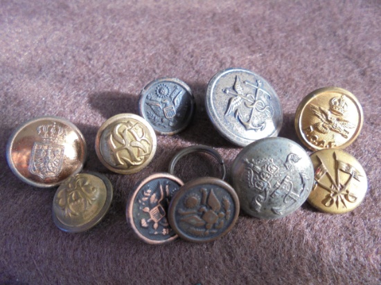 LOT OF (10) OLD MILITARY UNIFORM BUTTONS