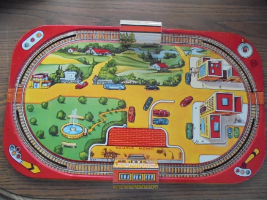 OLD "MARX" TOY TOWN & TRAIN TRACK FOR TABLE TOP-METAL COLORED LITHOGRAPH-QUITE BRILLIANT