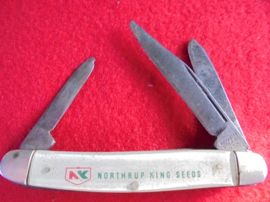 OLD 3 BLADE POCKET KNIFE WITH ADVERTISING "NORTHRUP KING SEEDS"