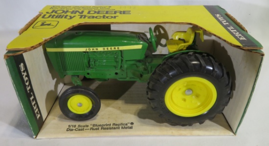 John Deere Utility Tractor -- 1/16th Scale by ERTL