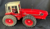 INTERNATIONAL 3588 2+2 TRACTOR