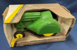 JOHN DEERE MODEL 60 - ORCHARD TRACTOR - COLLECTOR'S EDITION