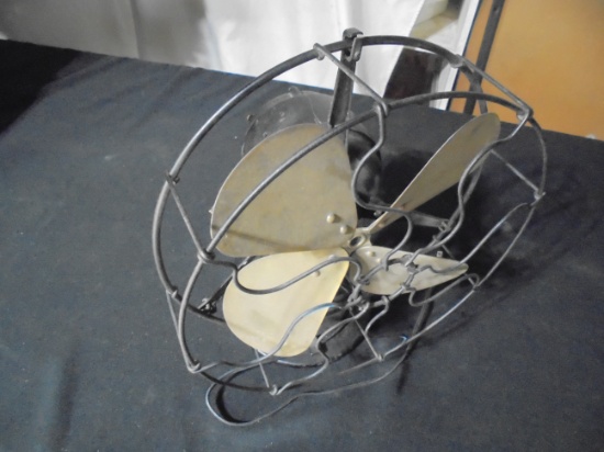 EARLY ELECTRIC FAN BEING SOLD FOR RESTORATION-SOME DAMAGE