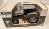 WHITE 6510 -- COUNTRY CLASSICS SCALE MODELS TRACTOR
