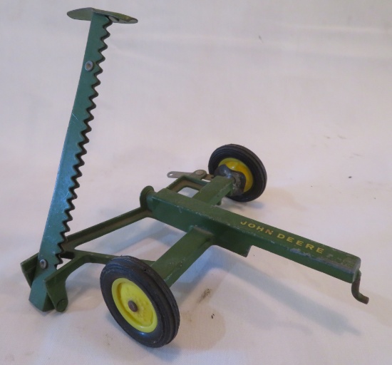 John Deere Pull Type Trail Mower