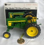 JOHN DEERE MODEL 720 WIDE FRONT - PRECISION CLASSICS