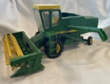 JOHN DEERE 6600 COMBINE