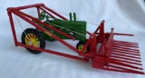 FARMHAND F-10 LOADER & JOHN DEERE 