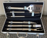 JOHN DEERE BBQ TOOL SET