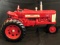 FARMALL 350 NARROW FRONT TRACTOR