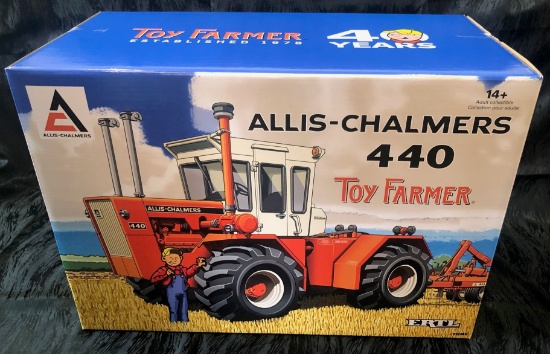ALLIS-CHALMERS 440 4WD TRACTOR -- TOY FARMER -- SPECIAL EDITION