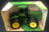 JOHN DEERE 8650 4-WHEEL DRIVE TRACTOR - 1982 COLLECTOR'S SERIES