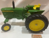 JOHN DEERE 4020 w/WIDE FRONT