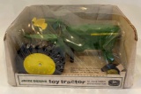 JOHN DEERE 4020 TRACTOR - w/ ORIGINAL BOX