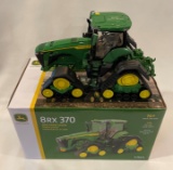 JOHN DEERE 8RX 370 - FARM SHOW TRACTOR