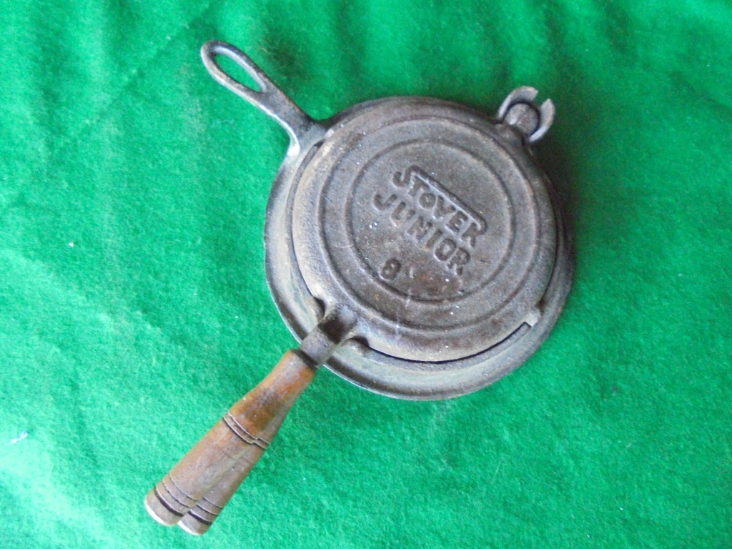 stover cast iron waffle maker