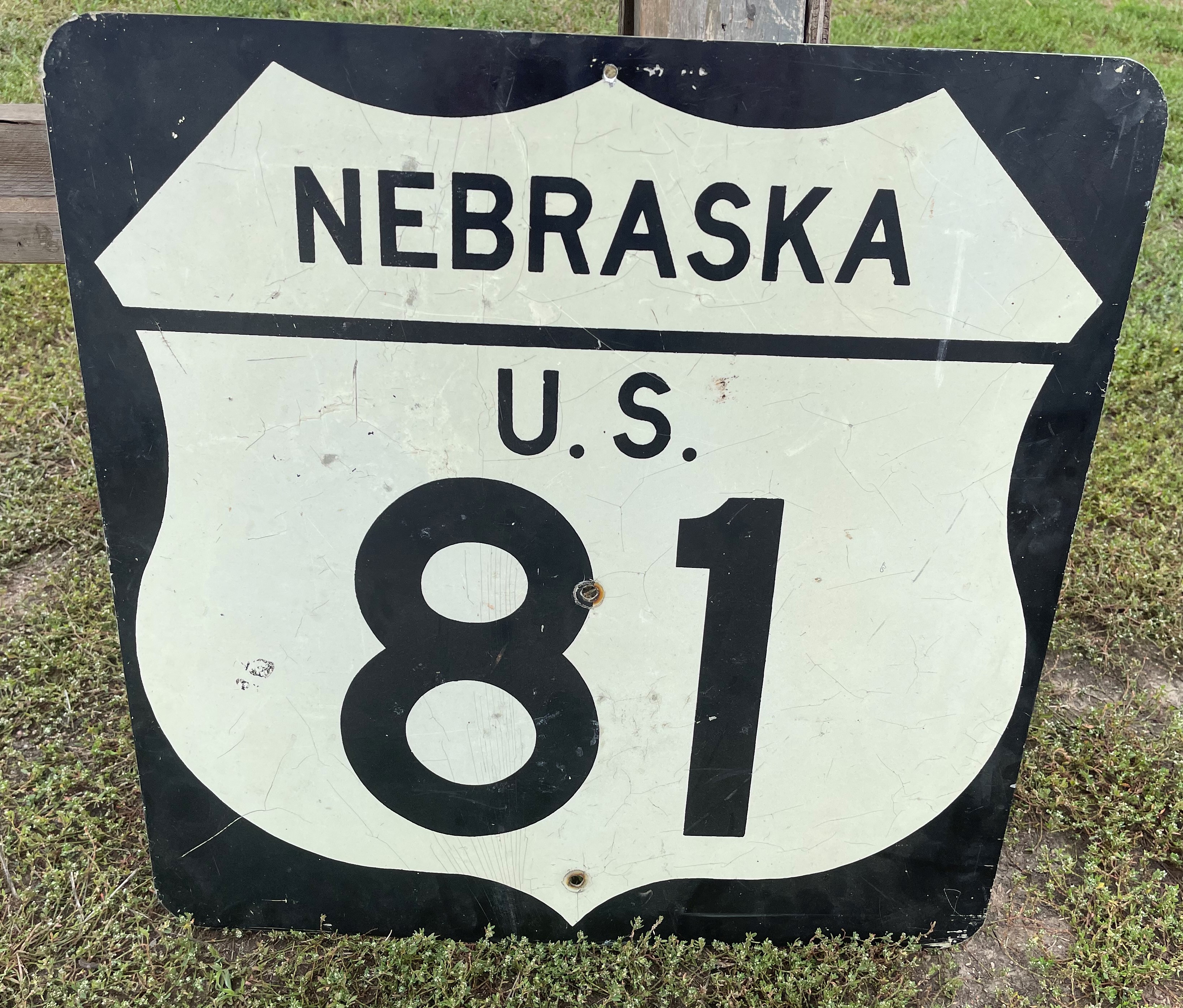 VINTAGE NEBRASKA HIGHWAY 81 SIGN w/ PIONEER | Proxibid