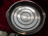 GRISWOLD NUMBER 7 CAST IRON FRY PAN LID