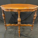WOODEN PARLOR TABLE - OVAL TOP ** NO SHIPPING **