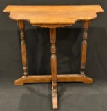 ANTIQUE WOODEN CONSOLE TABLE