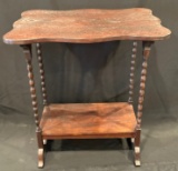 WOODEN 2-TIER SIDE TABLE