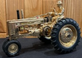 1/16 GOLD JOHN DEERE MODEL A WITH MAN - 2003 TOYS OF THE CENTURY