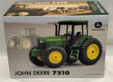 JOHN DEERE 7510 TRACTOR - 2001 FARM SHOW LIMITED EDITION