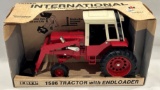 INTERNATIONAL 1586 TRACTOR WITH ENDLOADER