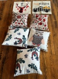 (5) DECORATIVE PILLOWS AND (2) CASES