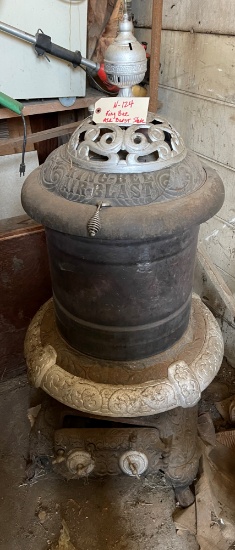 KING BEE AIR BLAST ANTIQUE STOVE