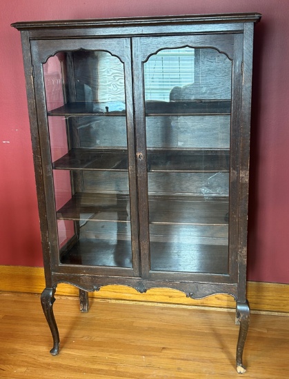 Oak Two Door China Hutch