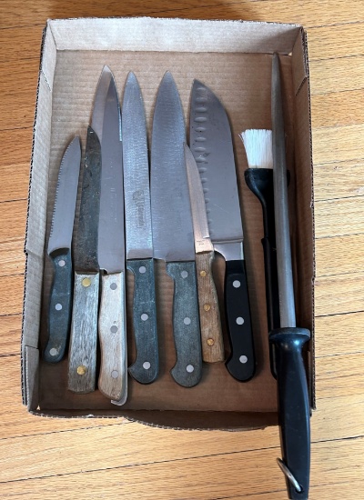 BOX LOT OF MISC. KITCHEN KNIVES AND SHARPENER