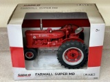 FARMALL SUPER MD TRACTOR - ERTL 1/16