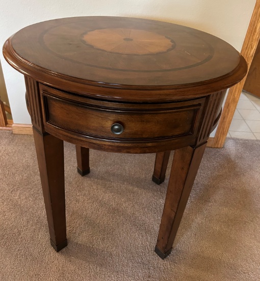 ROUND TOP END TABLE WITH INLAID WOOD FEATURES
