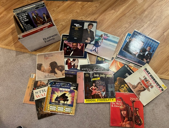 LARGE LOT OF 33 RPM RECORDS